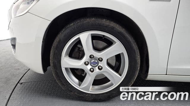 Volvo S60 2세대, 2011 все фото