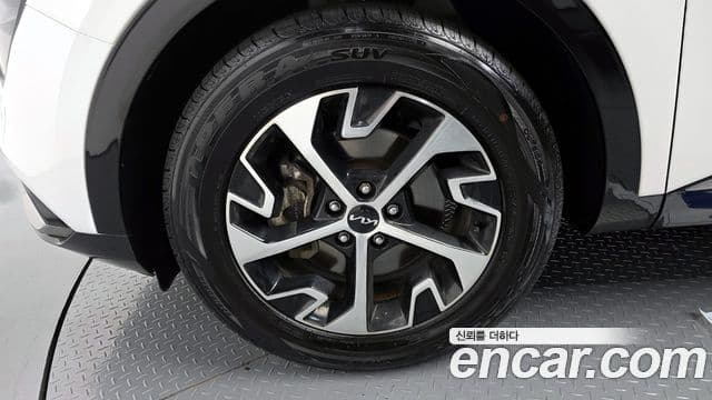 Kia Sportage 5세대 гибрид Signature 2WD, 2023 все фото