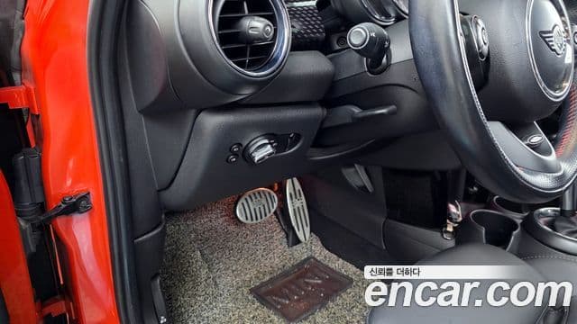 Mini Cooper S 3세대, 2019 16