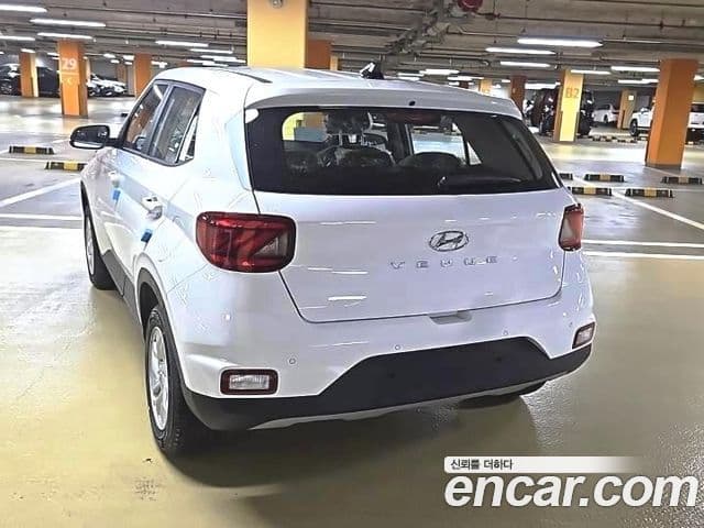 Hyundai Venue Premium, 2026 6
