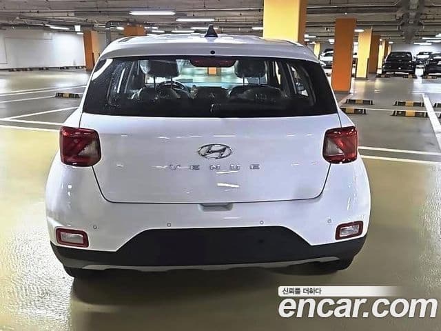 Hyundai Venue Premium, 2026 14