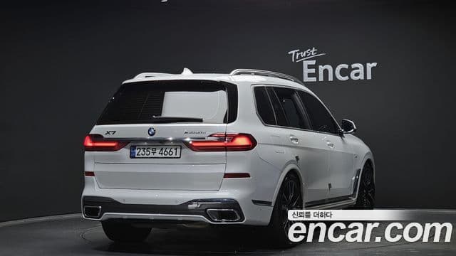 BMW X7 (G07) xDrive 30d M Sport 6인승, 2020 2