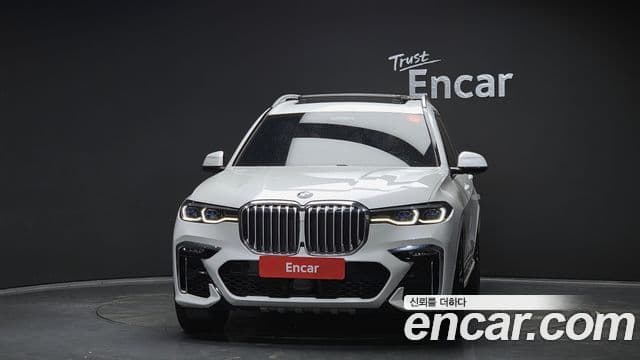 BMW X7 (G07) xDrive 30d M Sport 6인승, 2020 3