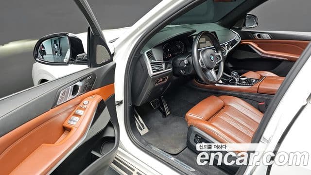 BMW X7 (G07) xDrive 30d M Sport 6인승, 2020 12