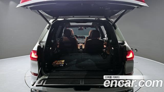 BMW X7 (G07) xDrive 30d M Sport 6인승, 2020 20