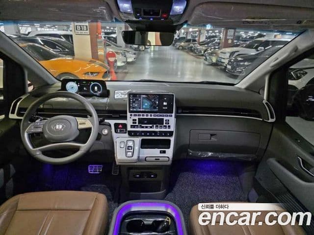Hyundai Staria Prestige, 2024 9