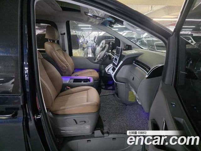 Hyundai Staria Prestige, 2024 11
