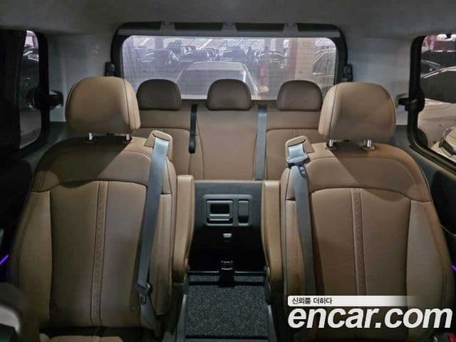 Hyundai Staria Prestige, 2024 13