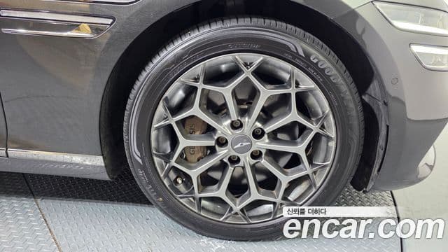 Genesis G80 (RG3) бензин 2.5 турбо 2WD, 2022 все фото