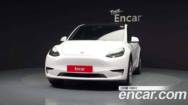 Tesla модель Y, 2023 3