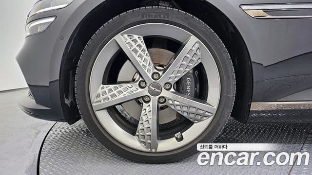 Genesis G80 (RG3) бензин 2.5 турбо AWD, 2024 все фото