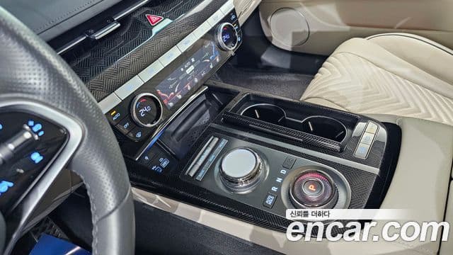 Genesis G80 (RG3) бензин 2.5 турбо AWD, 2024 9