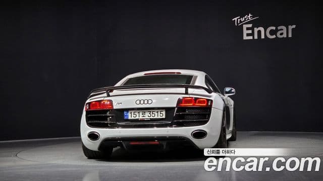 Audi R8 5.2 V10 купе, 2012 4