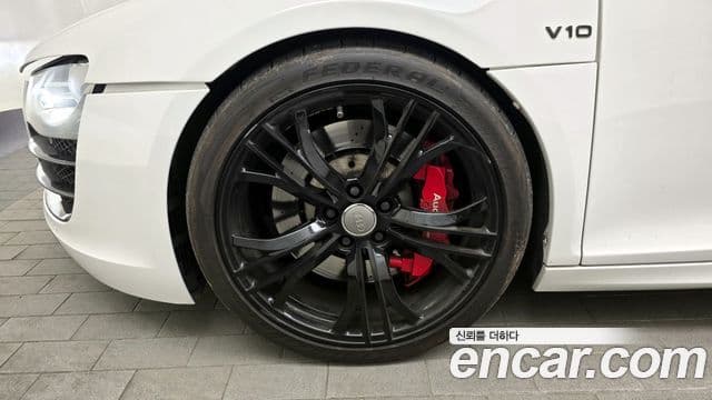 Audi R8 5.2 V10 купе, 2012 все фото