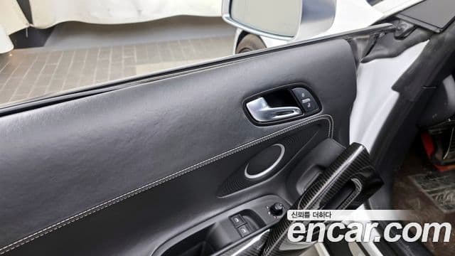 Audi R8 5.2 V10 купе, 2012 16