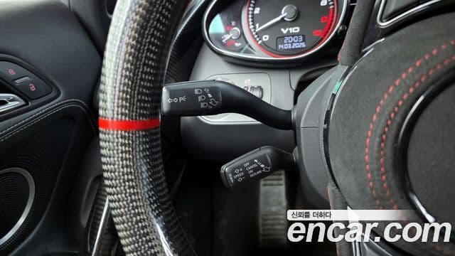 Audi R8 5.2 V10 купе, 2012 17