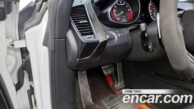 Audi R8 5.2 V10 купе, 2012 18