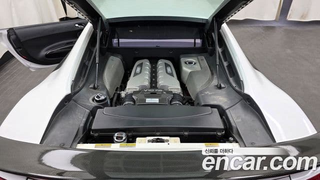 Audi R8 5.2 V10 купе, 2012 20