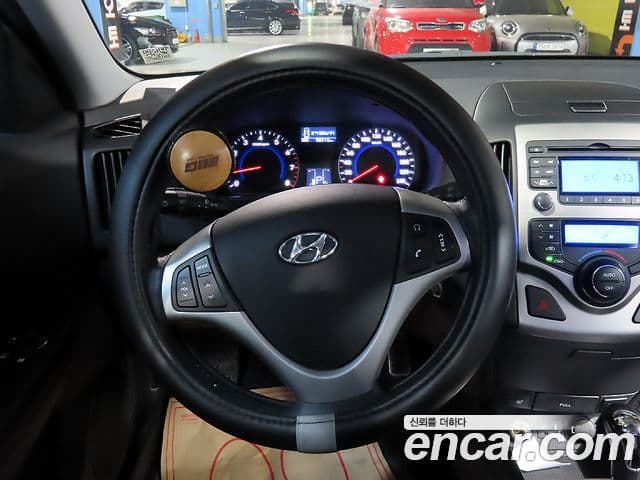 Hyundai i30 Luxury, 2011 10