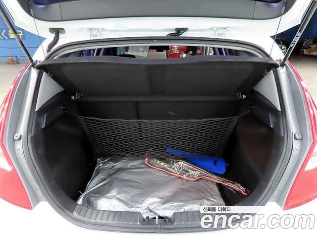 Hyundai i30 Luxury, 2011 18