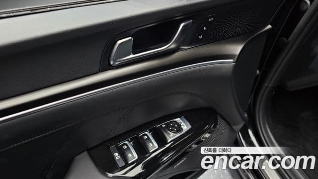 Kia K5 3세대 Signature, 2023 16