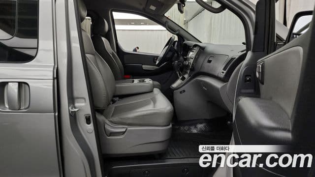 Hyundai Grand Starex CVX Luxury, 2012 11