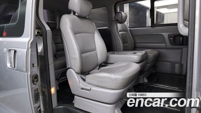 Hyundai Grand Starex CVX Luxury, 2012 12