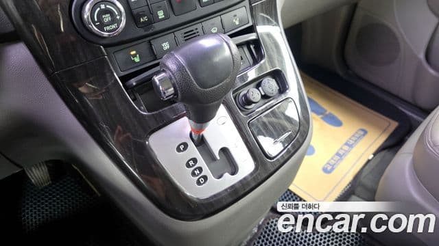 Kia Carnival R топовая версия, 2014 9