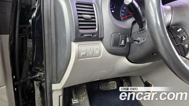 Kia Carnival R топовая версия, 2014 16