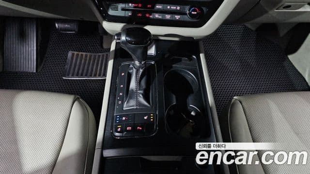 Kia All New Carnival Luxury, 2016 9