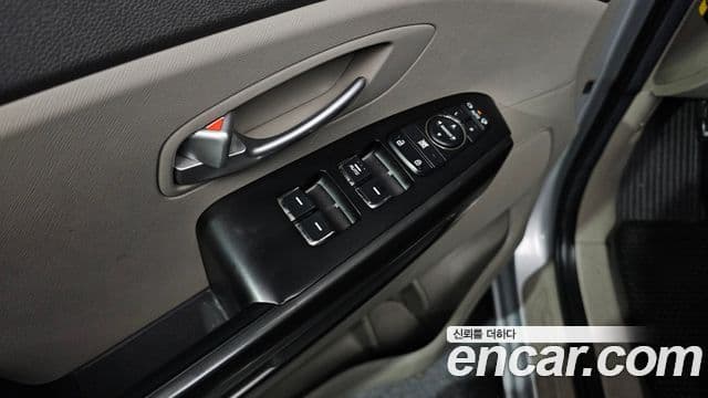 Kia All New Carnival Luxury, 2016 18