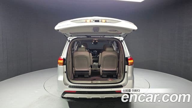 Kia All New Carnival Luxury, 2016 20