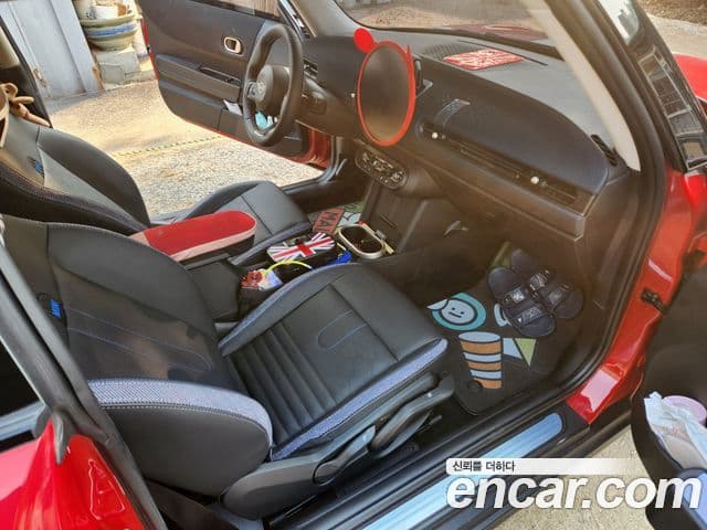 Mini Cooper C 4세대 Classic, 2025 11