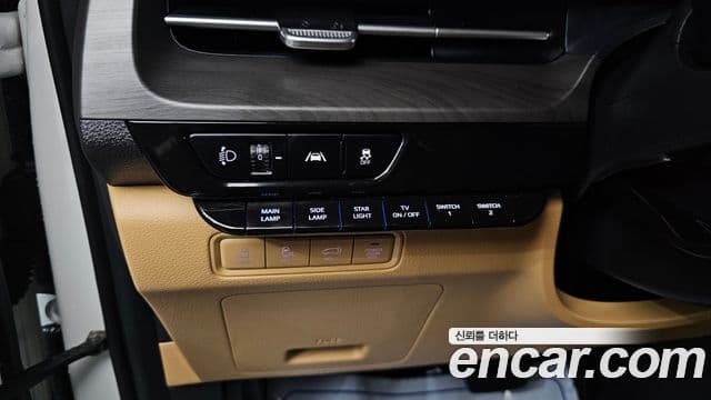 Kia Carnival 4세대 9인승 High Limousine(компания по спецнадстройкам), 2023 14