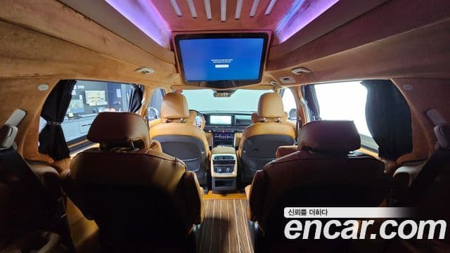 Kia Carnival 4세대 9인승 High Limousine(компания по спецнадстройкам), 2023 19