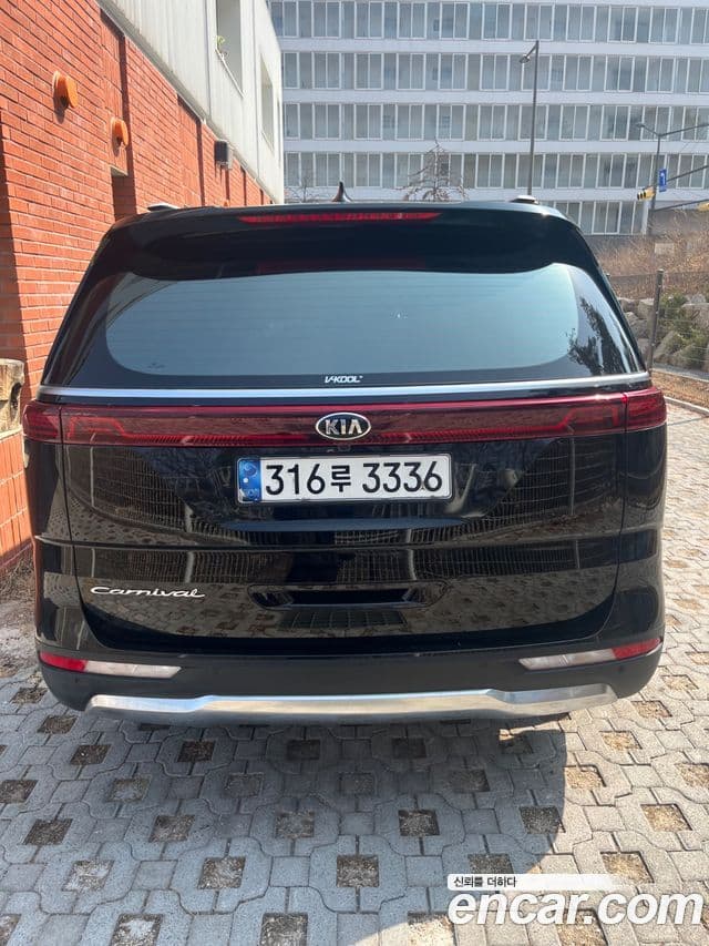 Kia Carnival 4세대 Signature, 2021 2