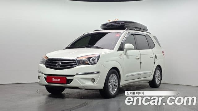 KG모빌리티(SsangYong) Korando 투리스모 4WD RT 11인승, 2014 1
