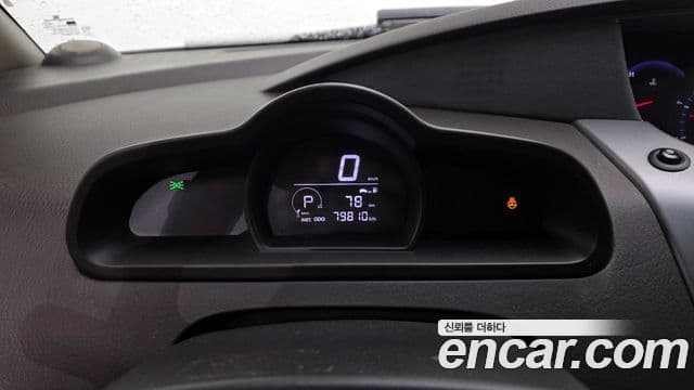 KG모빌리티(SsangYong) Korando 투리스모 4WD RT 11인승, 2014 8