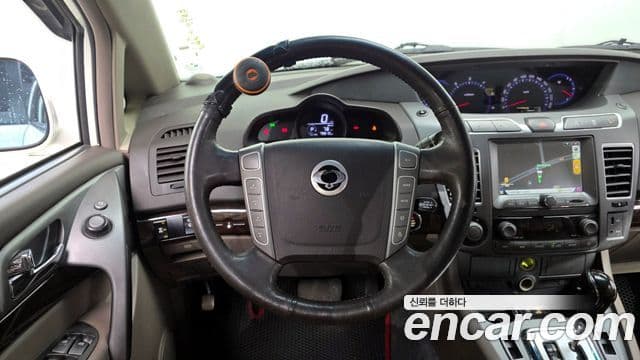 KG모빌리티(SsangYong) Korando 투리스모 4WD RT 11인승, 2014 13