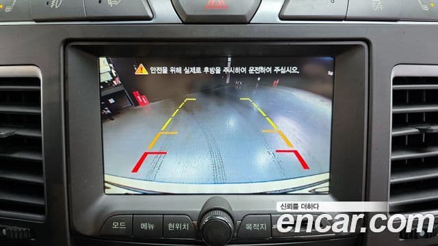 KG모빌리티(SsangYong) Korando 투리스모 4WD RT 11인승, 2014 15