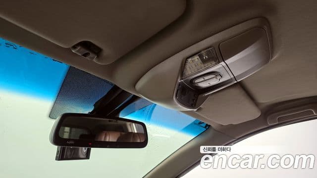 KG모빌리티(SsangYong) Korando 투리스모 4WD RT 11인승, 2014 17