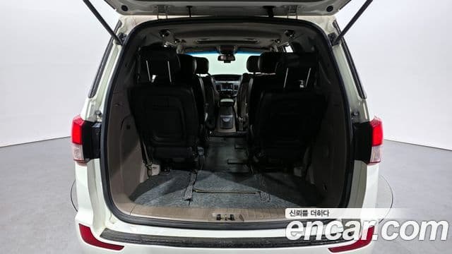 KG모빌리티(SsangYong) Korando 투리스모 4WD RT 11인승, 2014 20