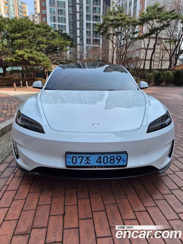 Tesla модель 3 performance AWD, 2025 1