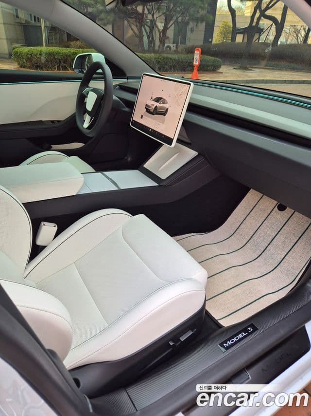 Tesla модель 3 performance AWD, 2025 8