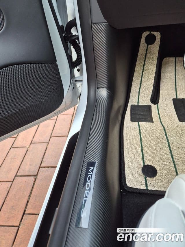 Tesla модель 3 performance AWD, 2025 10