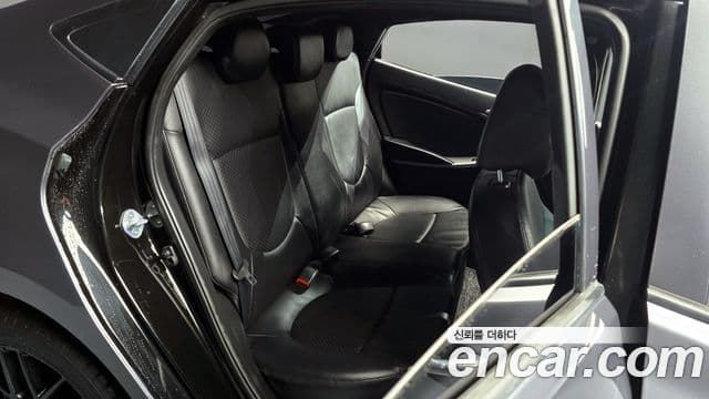 Hyundai Accent(новый кузов / новое поколение) Premium, 2016 12