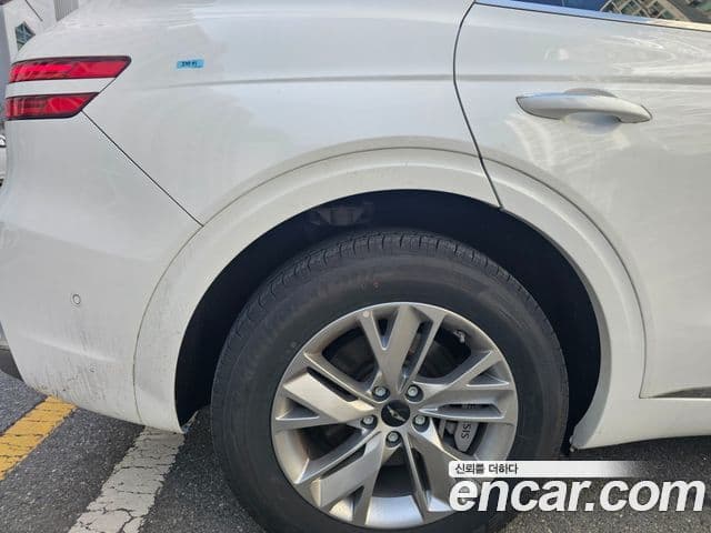 Genesis GV70, 2025 6