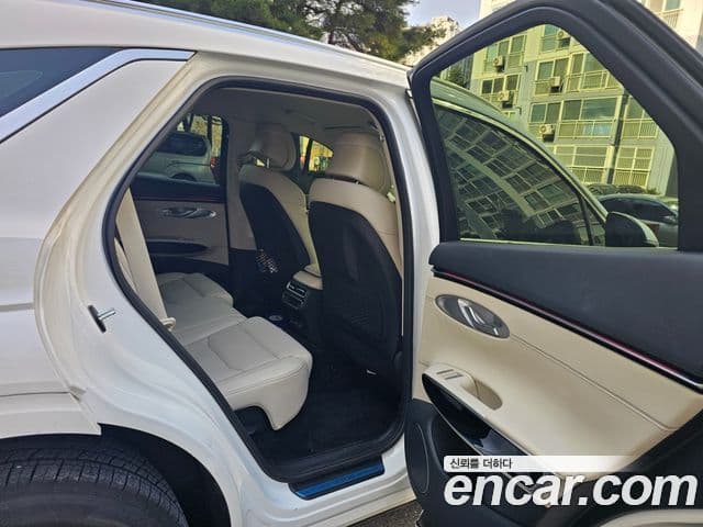 Genesis GV70, 2025 12