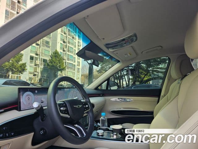 Genesis GV70, 2025 13