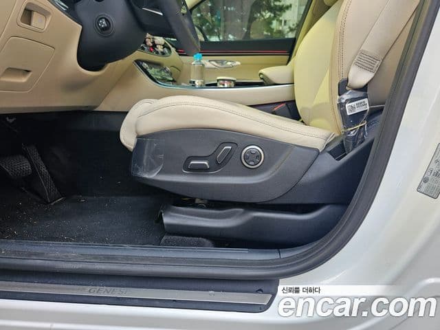 Genesis GV70, 2025 18